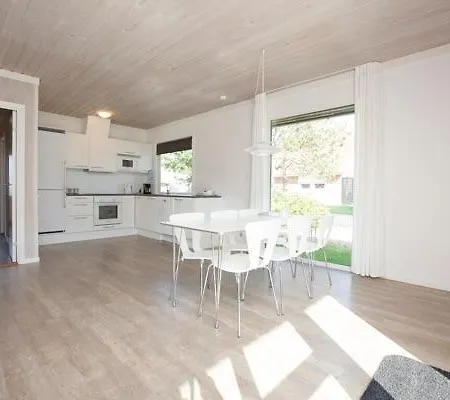 Ho Three-bedroom 04 База отдыха