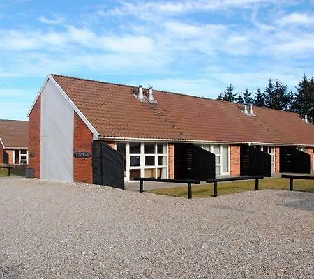 Ho Three-bedroom 04 База отдыха Блаванн