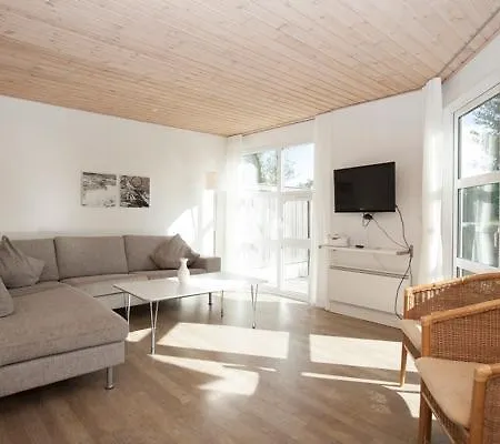 Ho Three-bedroom 04 База отдыха *